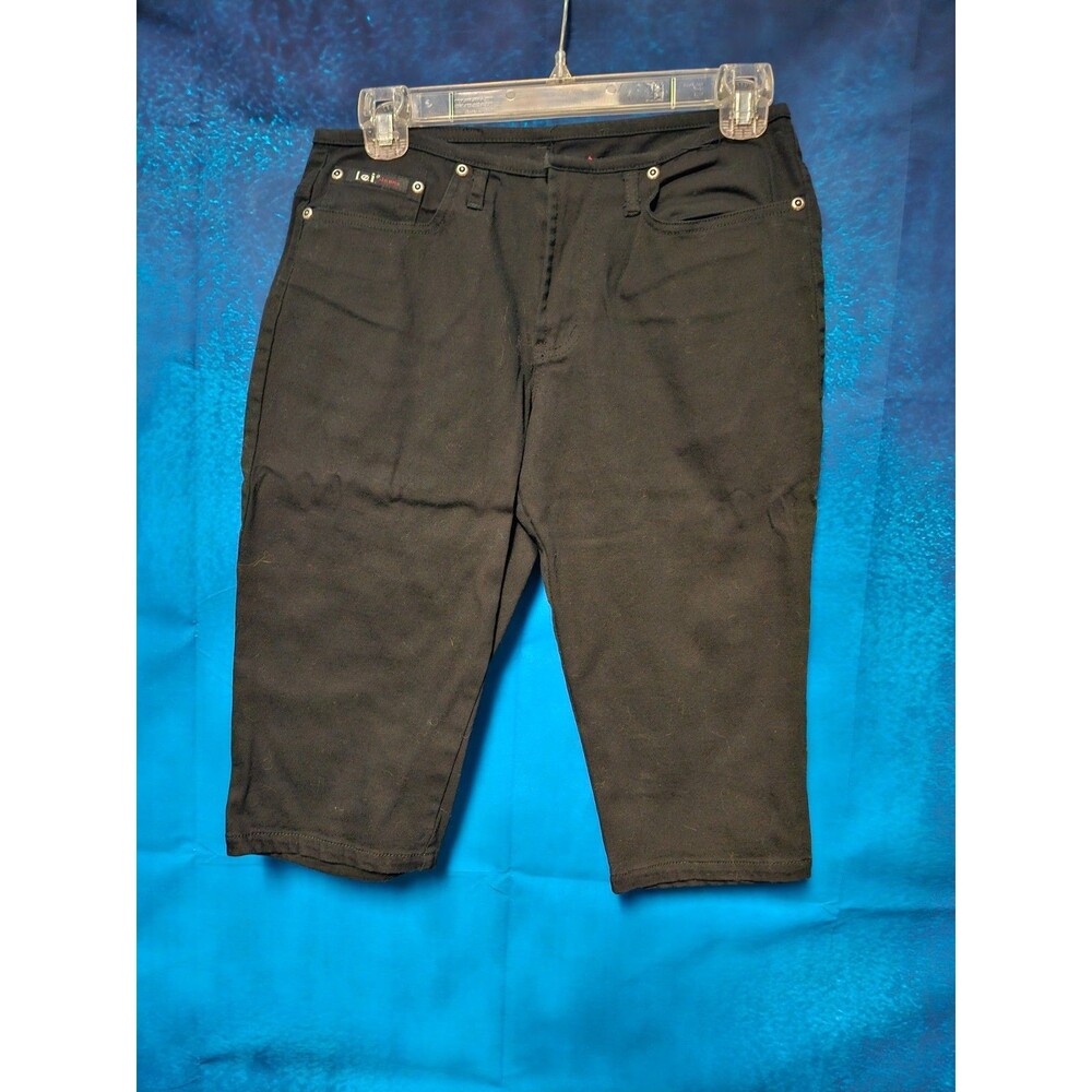 WOMEN'S LEI BLACK SHORT CROPPED JEANS FITS LIKE SIZE 8